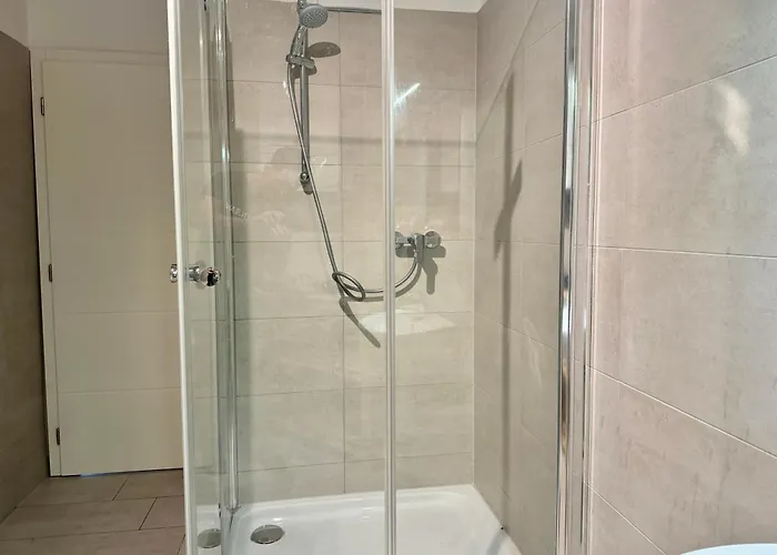公寓 90 M2 With Balcony & Free Parking *